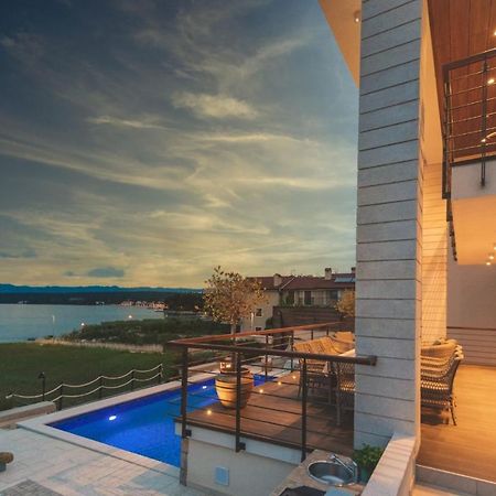 Villa Marconica Малинска Экстерьер фото