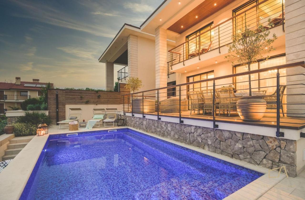 Villa Marconica Малинска Экстерьер фото